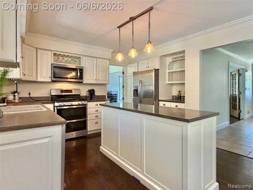 5330 Aintree Road, Rochester, MI 48306 — Photo 9