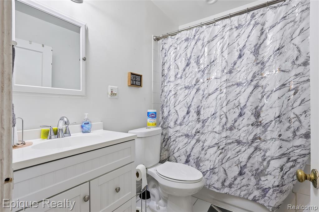 8311 Olympia Street, Detroit, MI 48213 — Photo 15