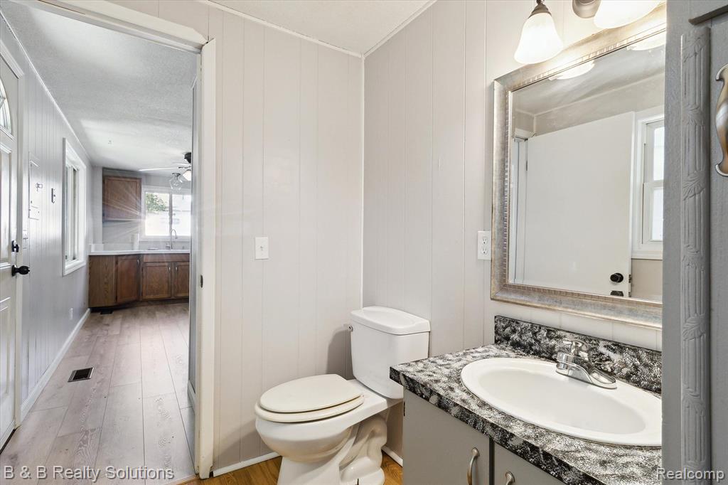 6685 BRUSH Street, North Branch, MI 48461 — Photo 14