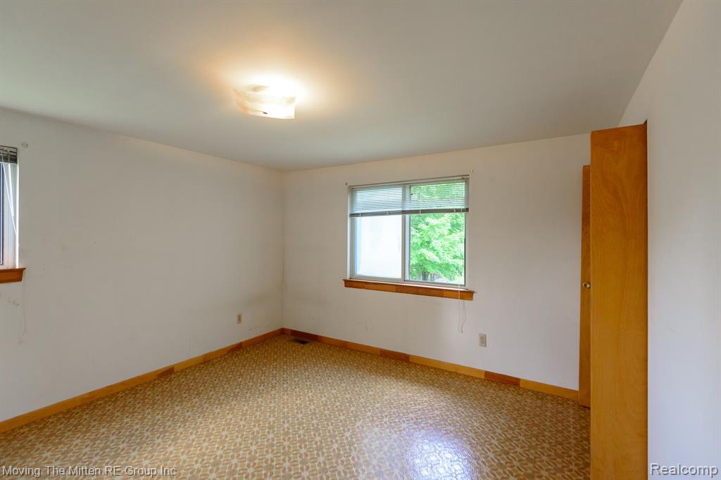50274 Bog Road, Van Buren, MI 48111 — Photo 28