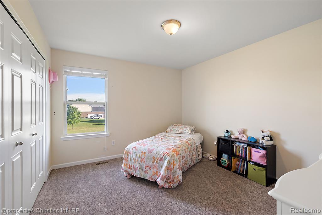61171 SADDLECREEK Drive, South Lyon, MI 48178 — Photo 31