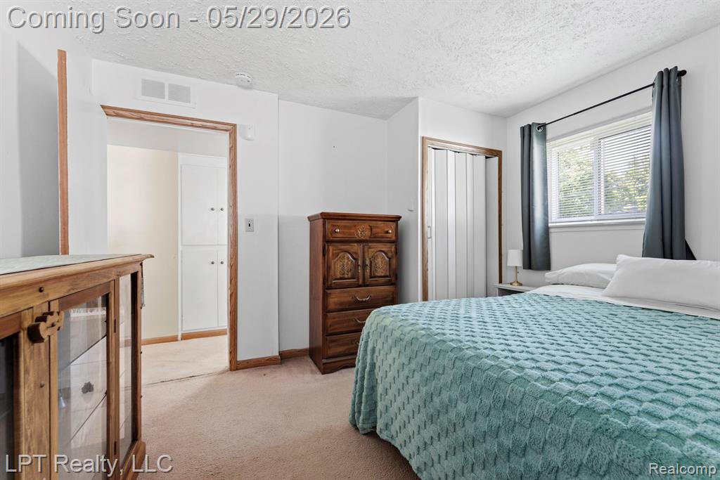 8032 Clippert Street, Taylor, MI 48180 — Photo 10