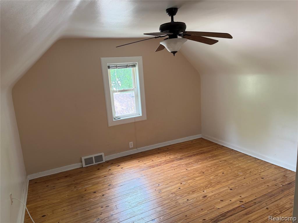 3992 Dallas Avenue, Warren, MI 48091 — Photo 12