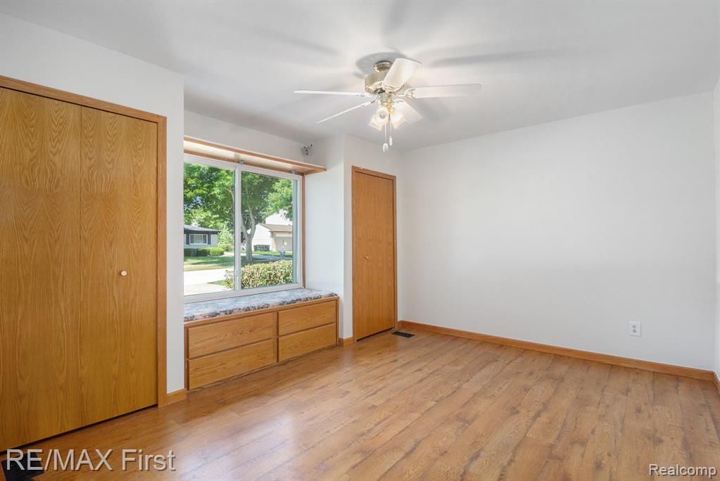40034 Kristen Drive, Sterling Heights, MI 48310 — Photo 9