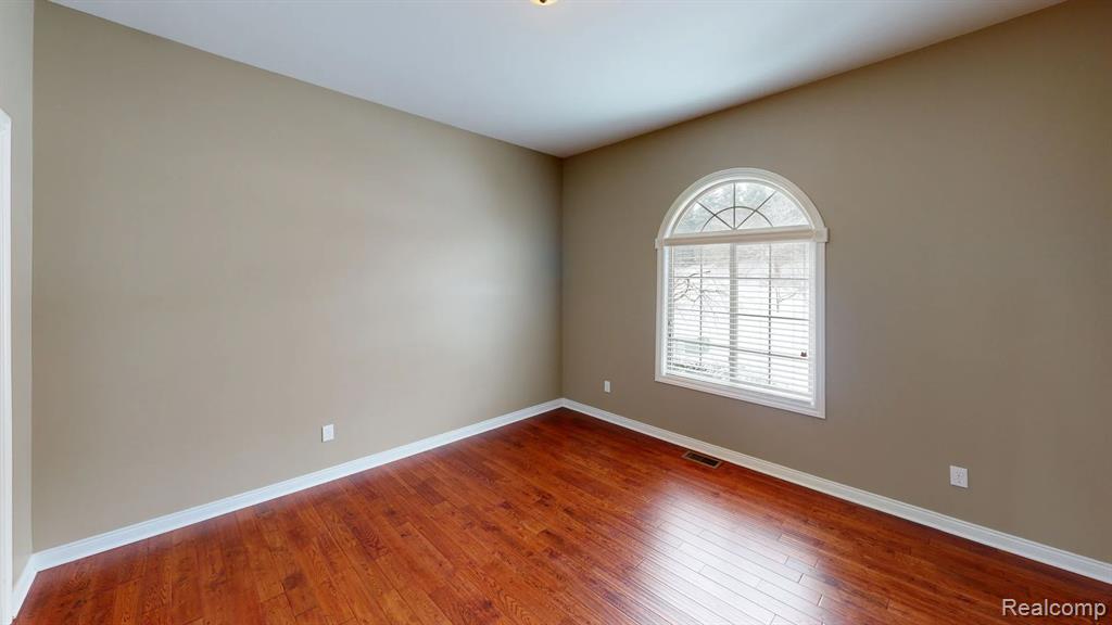 8343 WASHINGTON WOODS Drive, Washington, MI — Photo 18