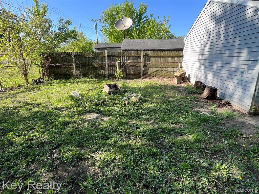 6466 BURR Street, Taylor, MI 48180 — Photo 9