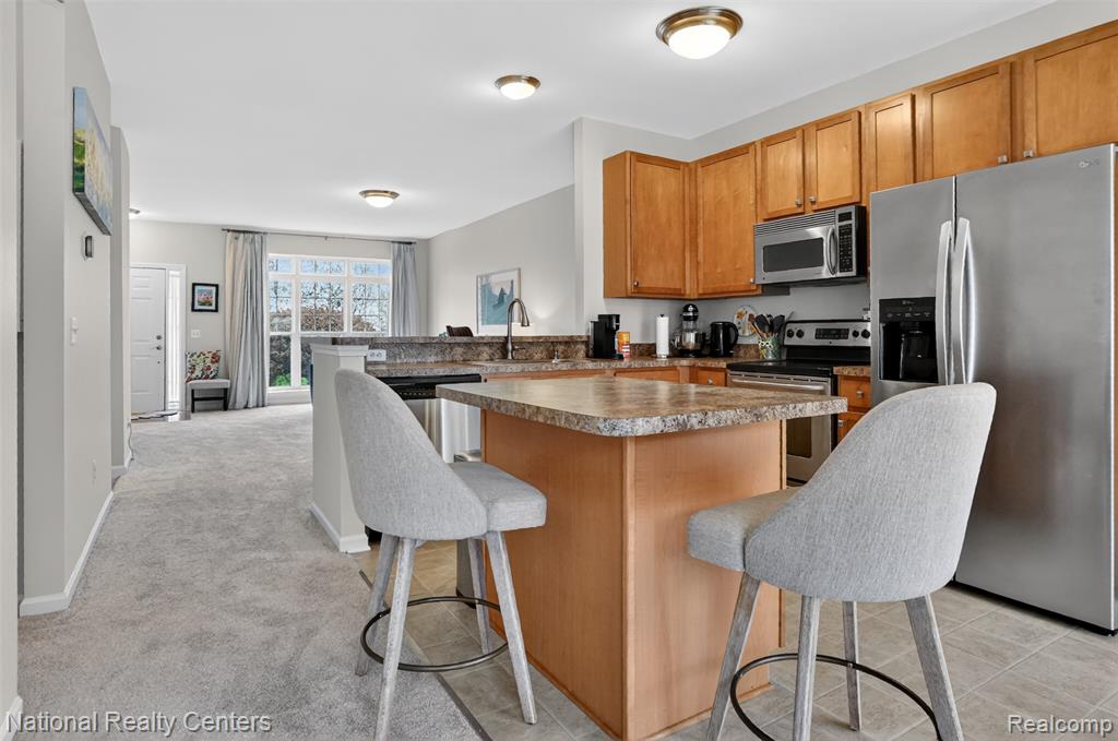 188 Center Boulevard, Wixom, MI 48393 — Photo 24