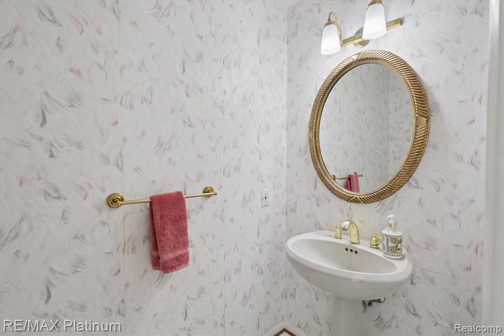 11522 Roberts Road, Stockbridge, MI 49285 — Photo 33