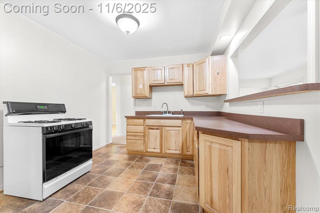 5963 Vivian Street, Taylor, MI 48180 — Photo 8