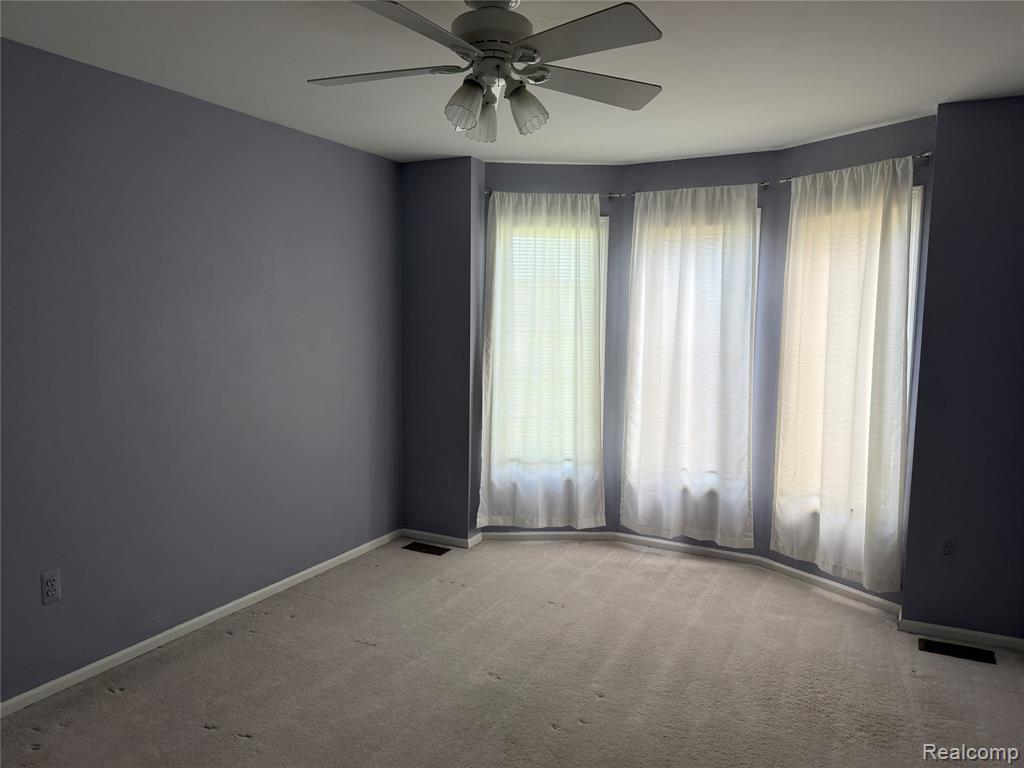 50015 Cooke Avenue, Plymouth, MI 48170 — Photo 18