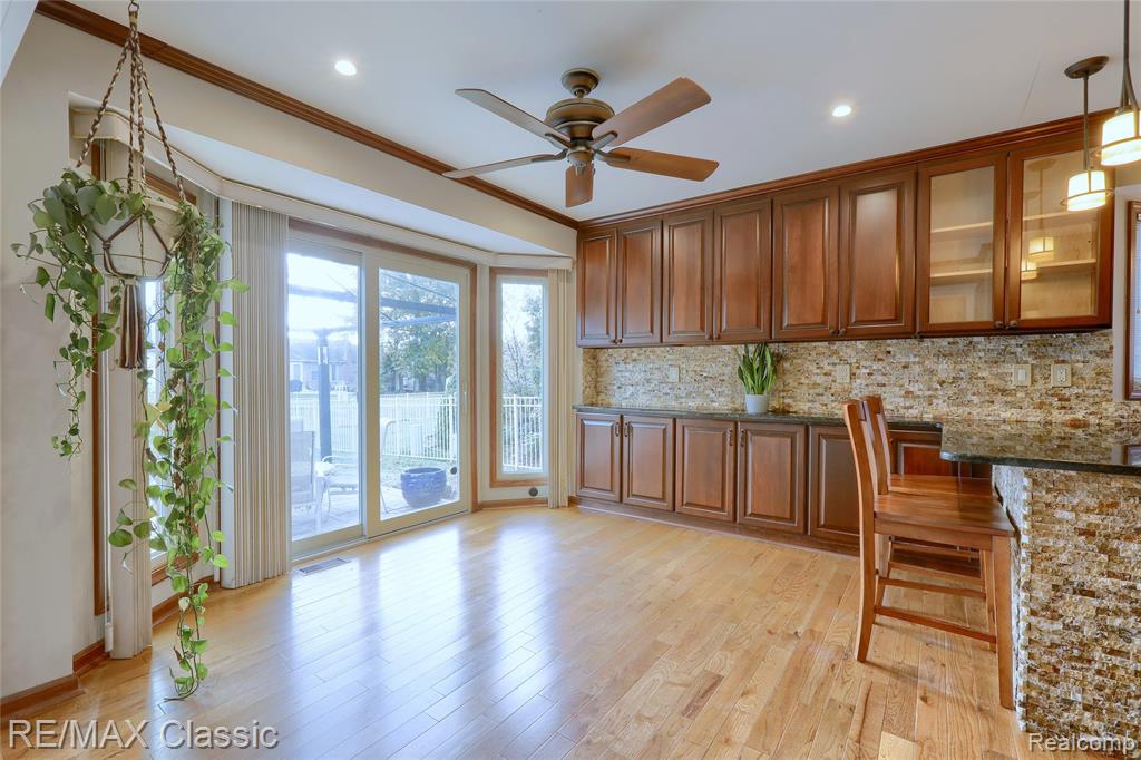 43274 Hillsboro Drive, Clinton Twp, MI 48038 — Photo 14