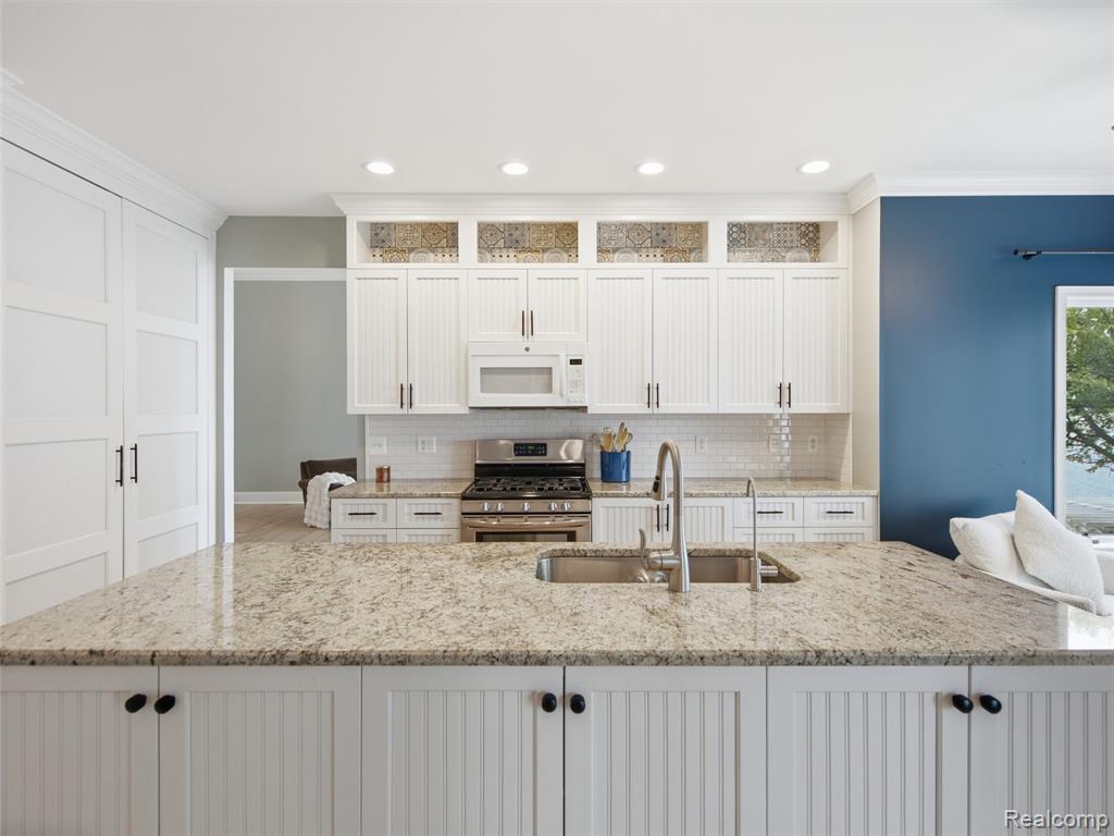 12224 Mantawauka Drive, Fenton, MI 48430 — Photo 19