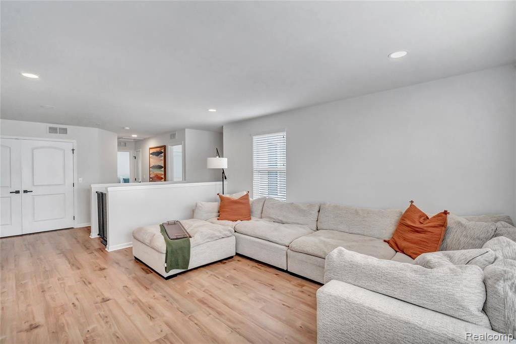 8811 Pioneer Street, Washington, MI — Photo 18