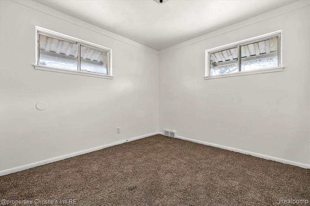 20619 Patton Court, Detroit, MI 48228 — Photo 15