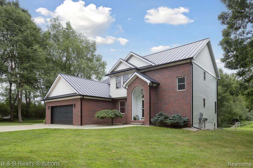 5782 Deer Meadow Trail, North Branch, MI 48461 — Photo 2