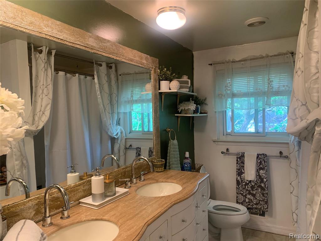 3955 HELEN Avenue, Ypsilanti, MI 48197 — Photo 30