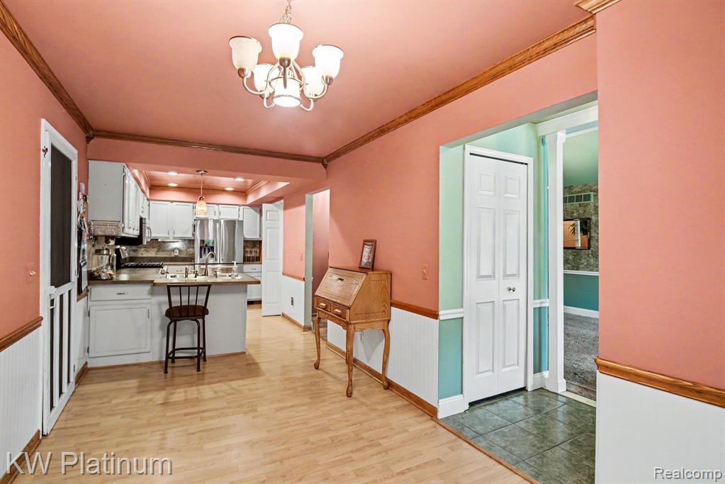 15640 Orchard Ridge Drive, Clinton Twp, MI 48038 — Photo 7