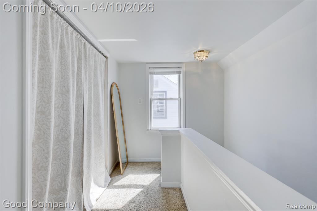 915 N Dorchester Avenue, Royal Oak, MI 48067 — Photo 32