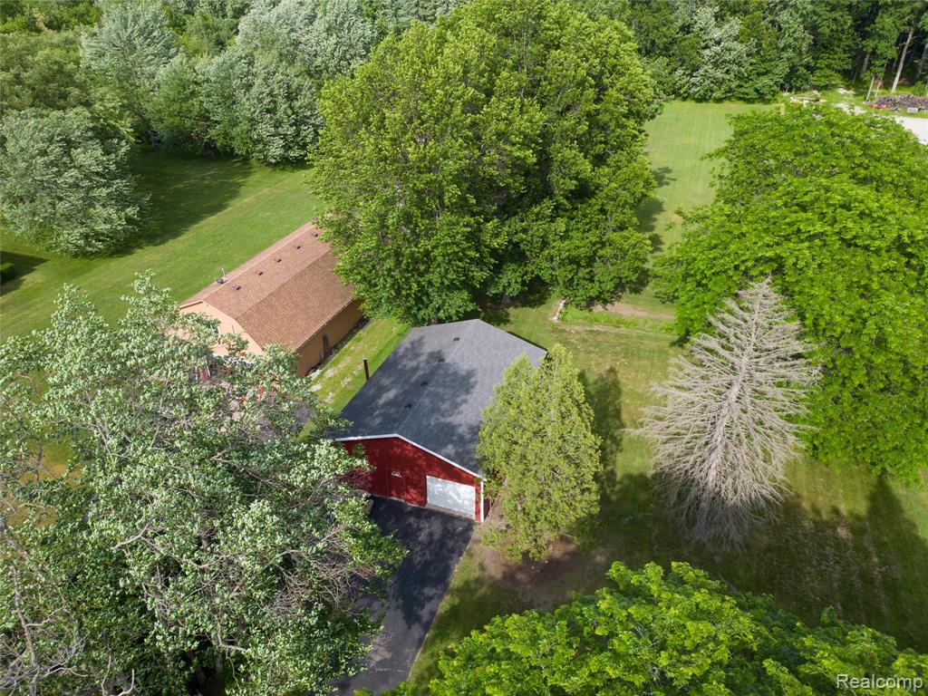 21515 Huron River Drive, New Boston, MI 48164 — Photo 44