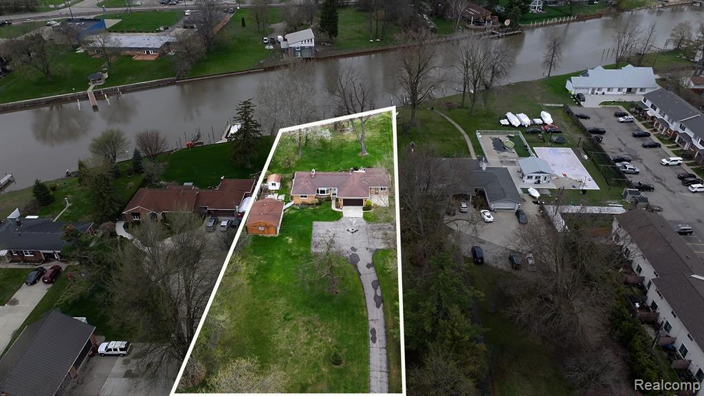 25651 S River Road, Harrison Township, MI — Photo 4