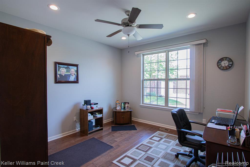 49231 Hanna Court, Macomb, MI 48042 — Photo 12
