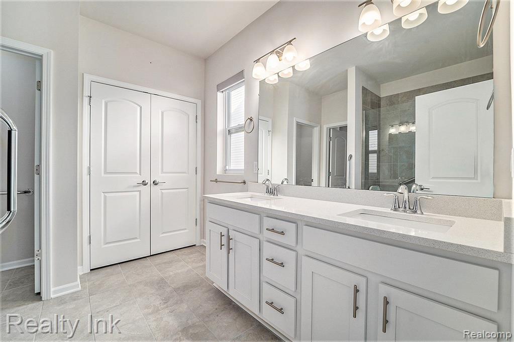 47653 FOWLER CREEK Drive, Canton, MI 48188 — Photo 9