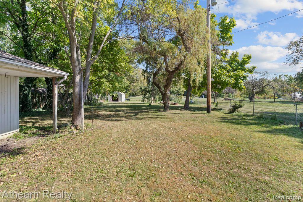 3375 Seymour Road, Swartz Creek, MI 48473 — Photo 3