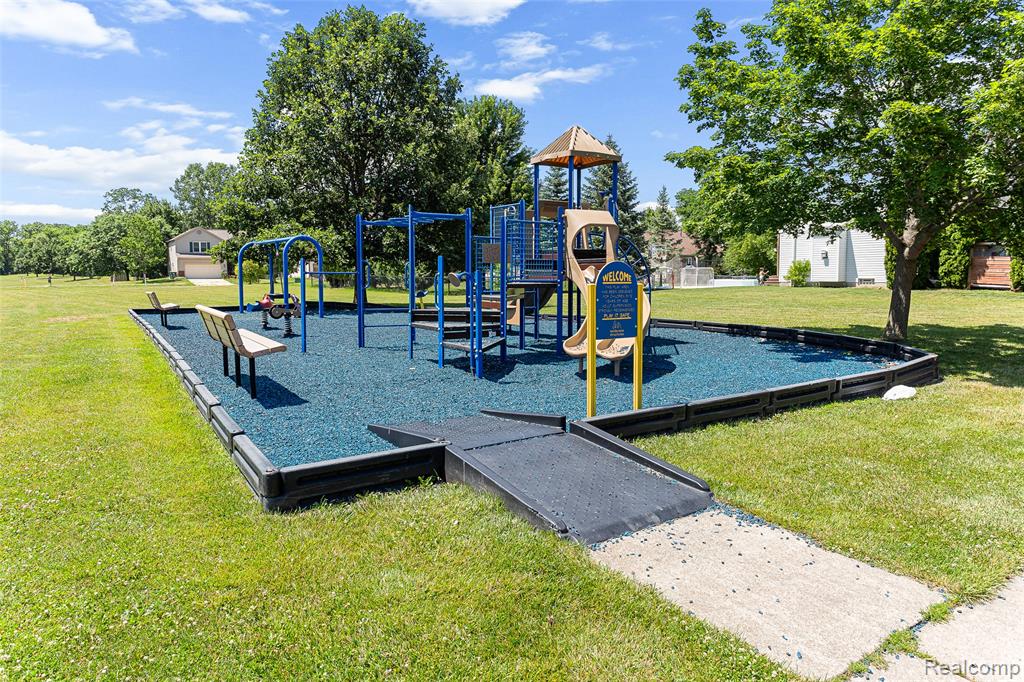 7921 Mallard Way, Ypsilanti, MI 48197 — Photo 34