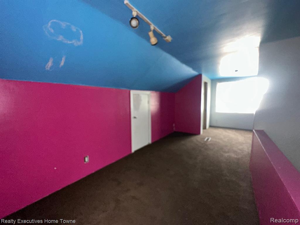 8068 Stahelin Avenue, Detroit, MI 48228 — Photo 11