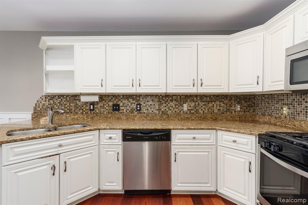 57495 RIDGEWOOD Drive, Washington, MI — Photo 18
