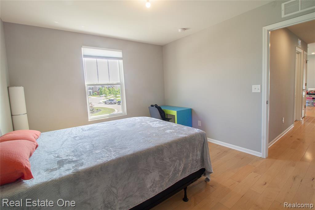 45204 Preserve Court, Novi, MI — Photo 29