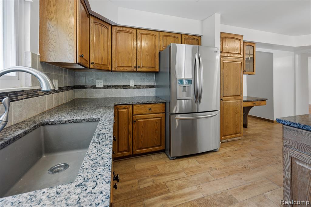 14018 Greentrees Street, Riverview, MI 48193 — Photo 17