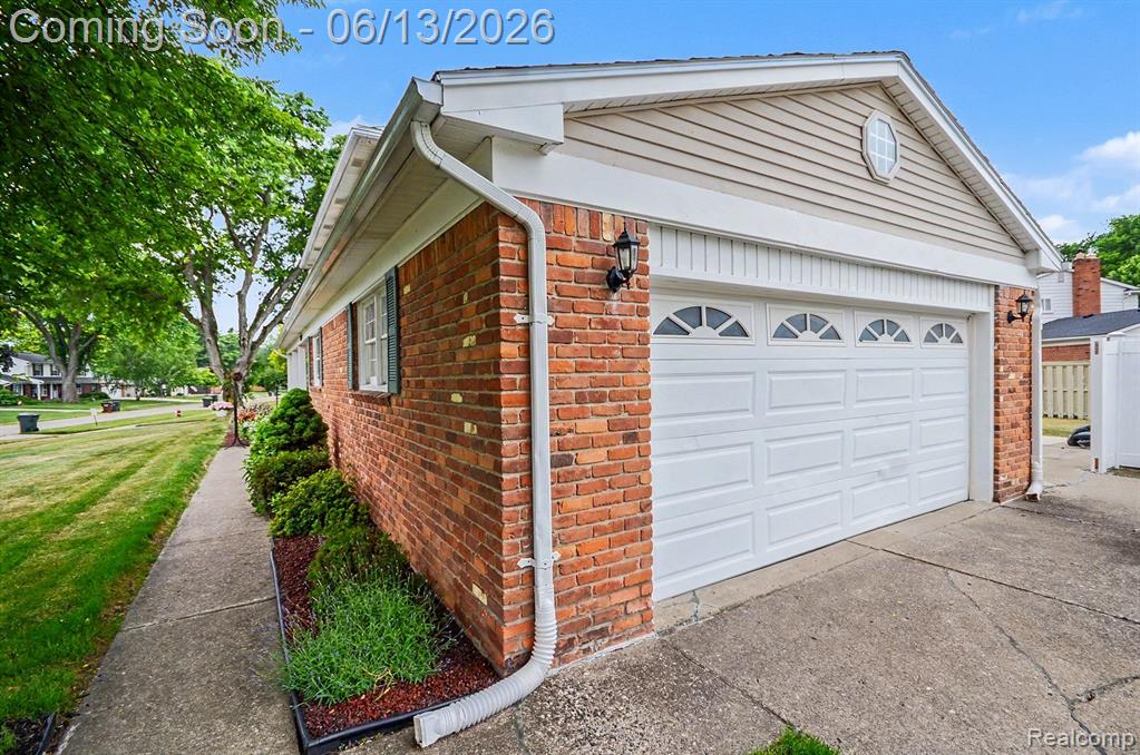 6653 Flintlock Ridge, Utica, MI 48317 — Photo 24