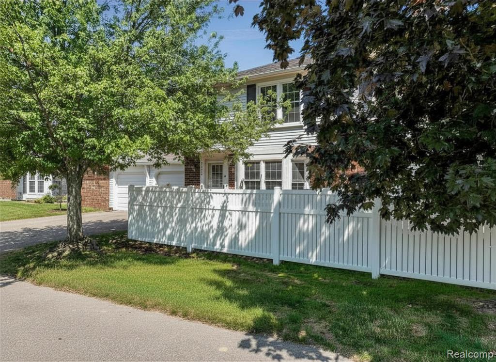 42253 Old Pond Circle, Plymouth, MI 48170 — Photo 21
