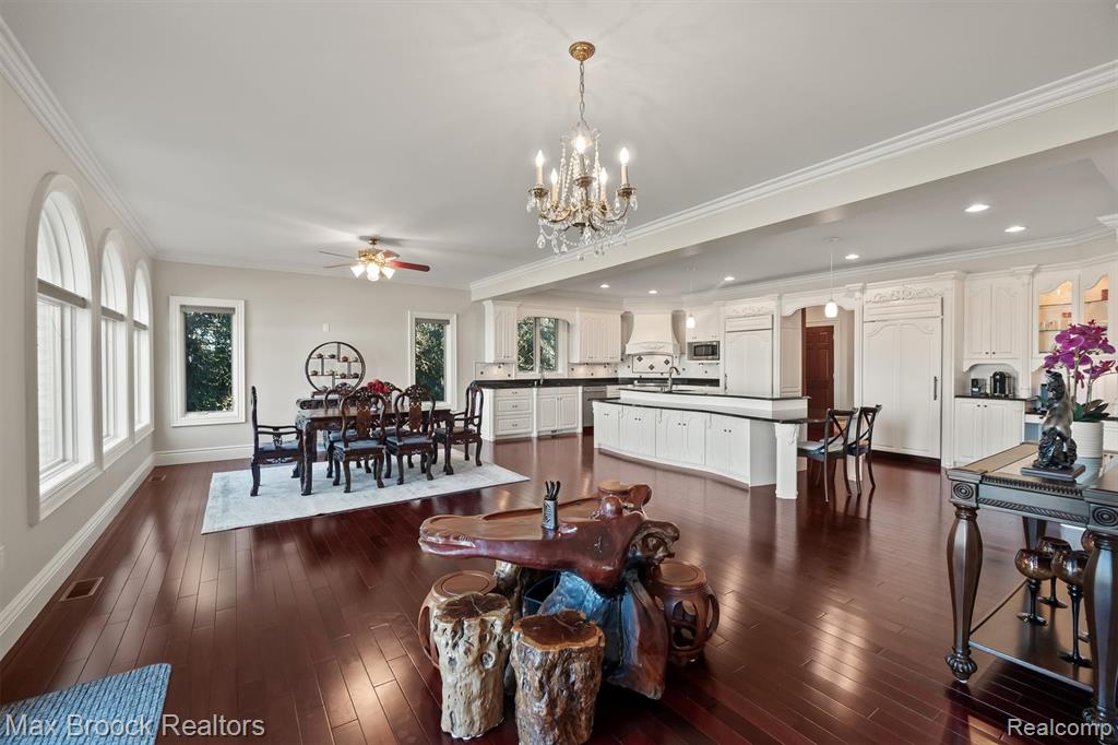 4764 Dow Ridge Road, Orchard Lake Village, MI 48324 — Photo 26