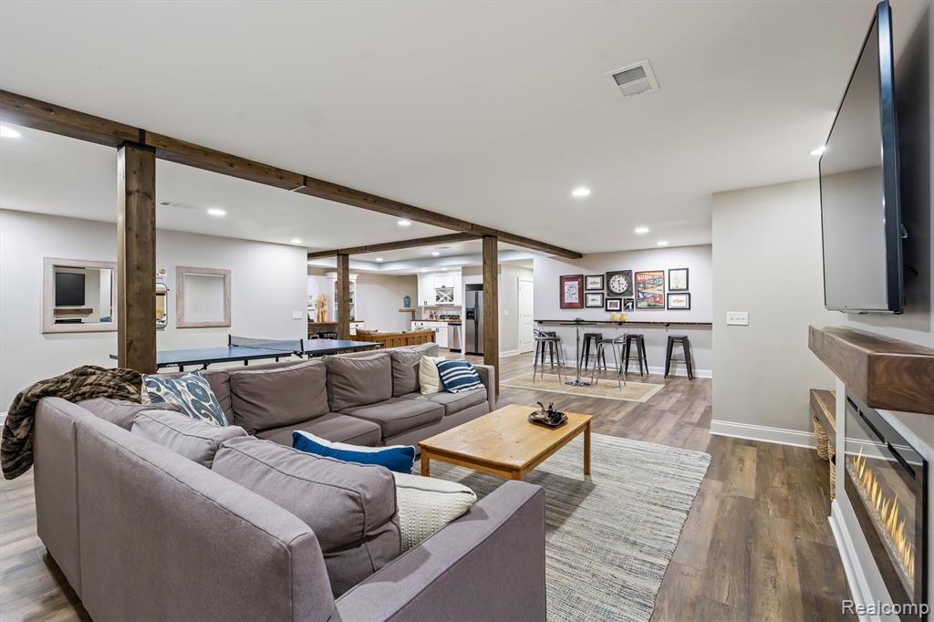 8473 Deerwood Road, Clarkston, MI 48348 — Photo 40