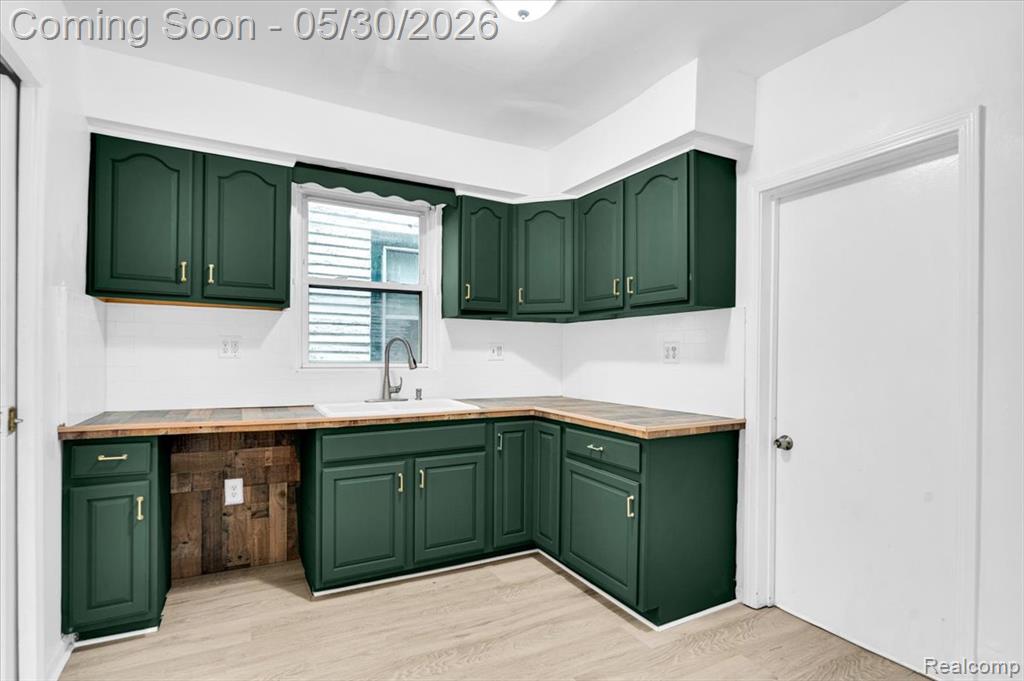 5203 Maplewood Street, Detroit, MI 48204 — Photo 13