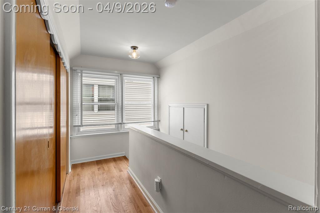 401 Walnut Avenue, Royal Oak, MI 48073 — Photo 34