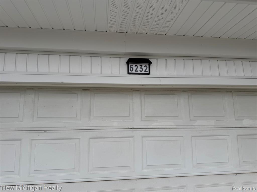 5232 Dickson Drive, Sterling Heights, MI 48310 — Photo 5