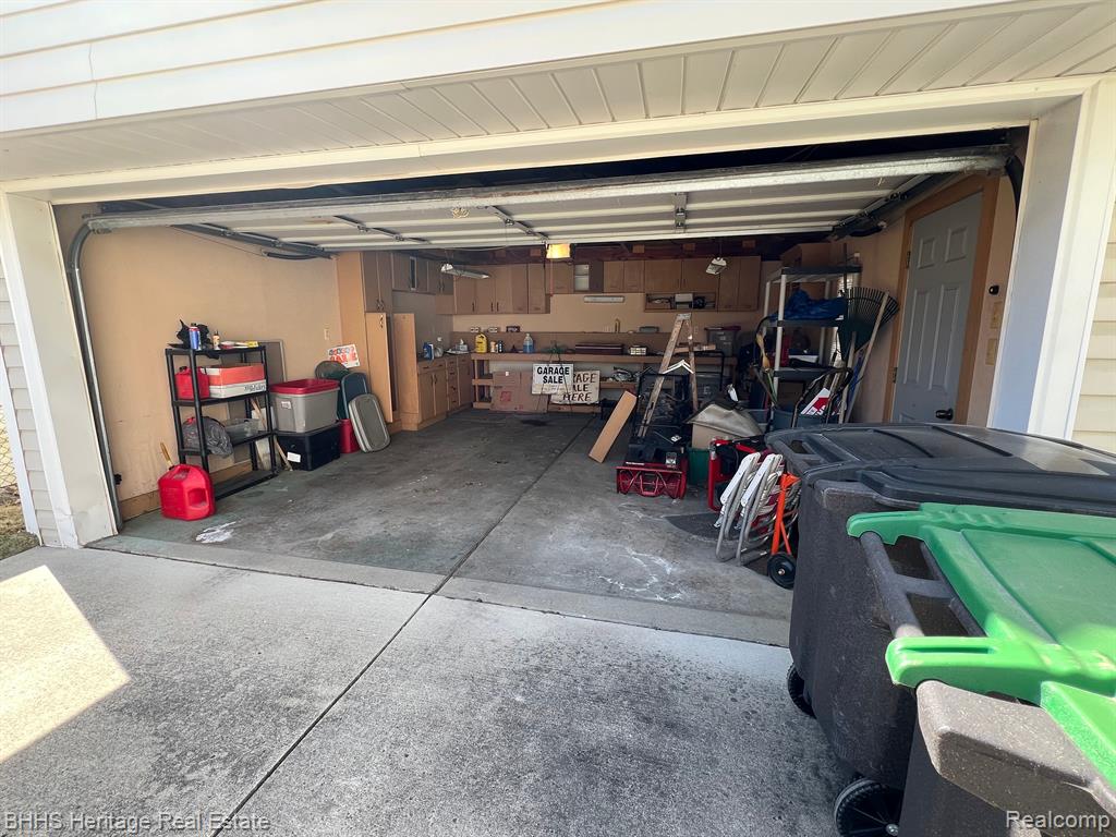8062 PELHAM Road, Taylor, MI 48180 — Photo 14