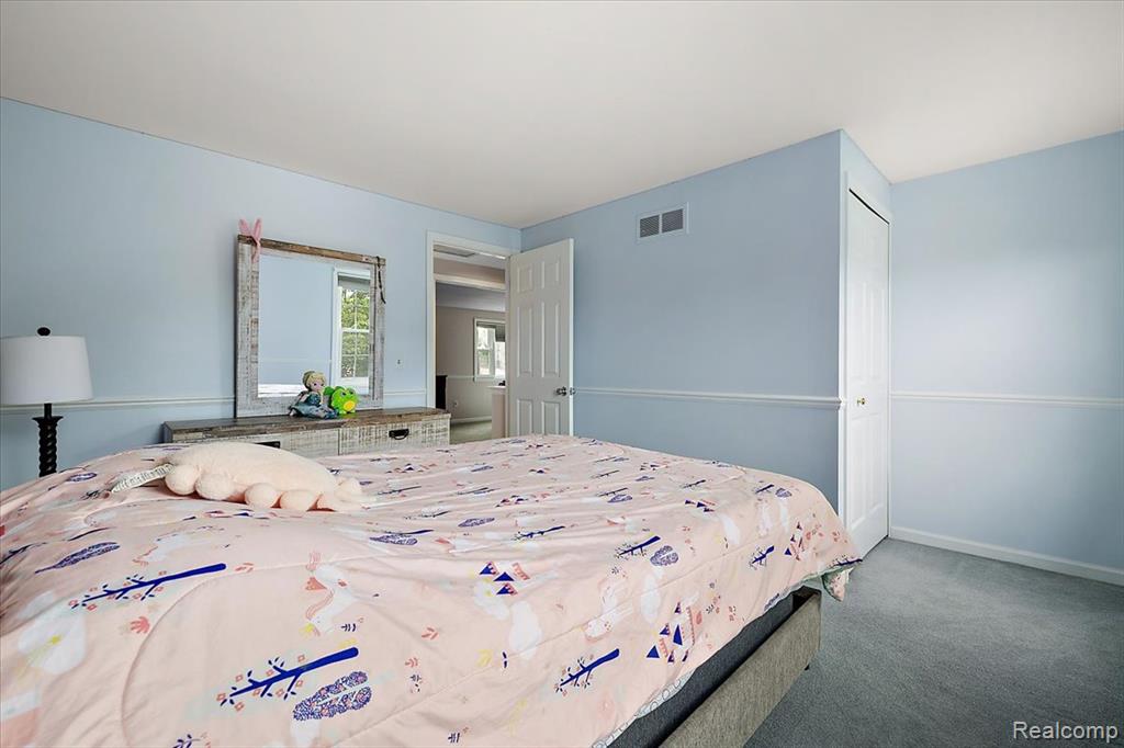 39573 Schroeder Drive, Clinton Twp, MI 48038 — Photo 35