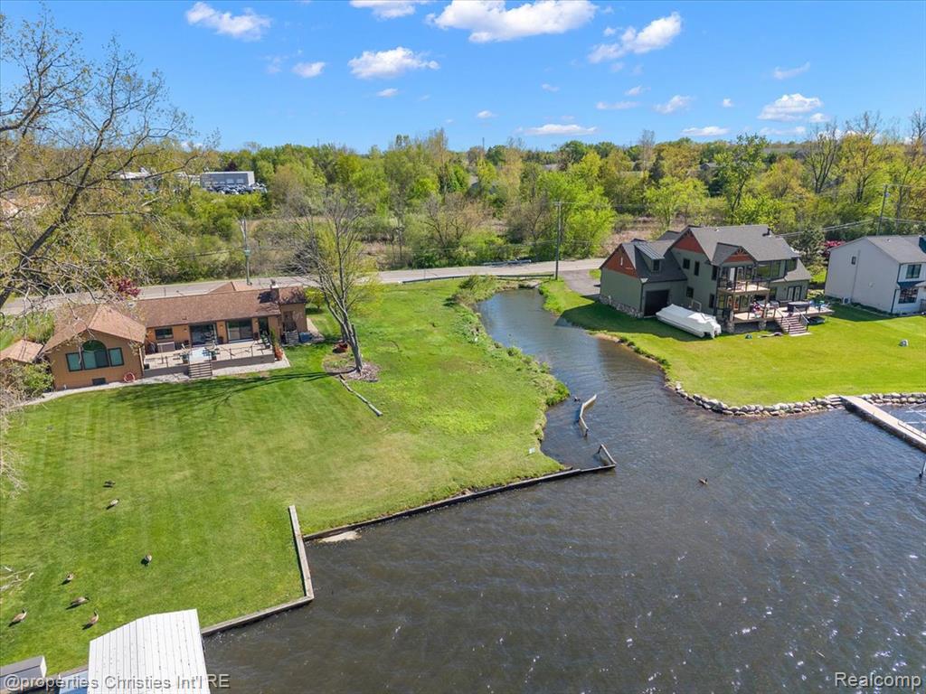 188 Wolverine Drive, Wolverine Lake, MI 48390 — Photo 10