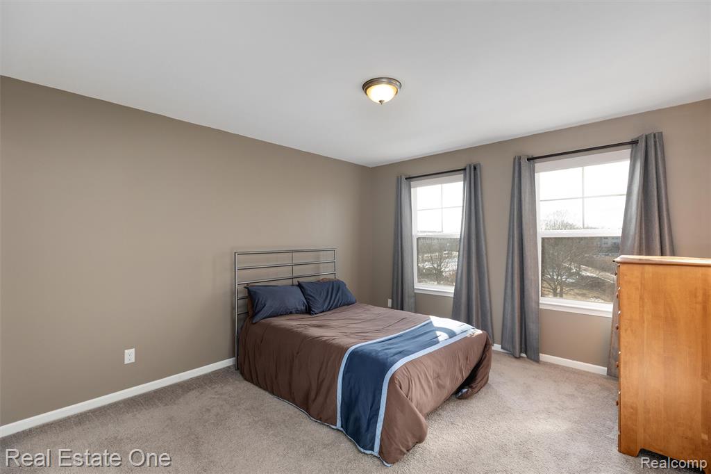 260 Center Boulevard, Wixom, MI 48393 — Photo 17