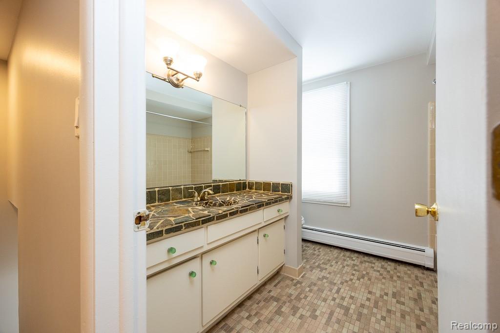 5563 Edinborough, West Bloomfield, MI — Photo 15