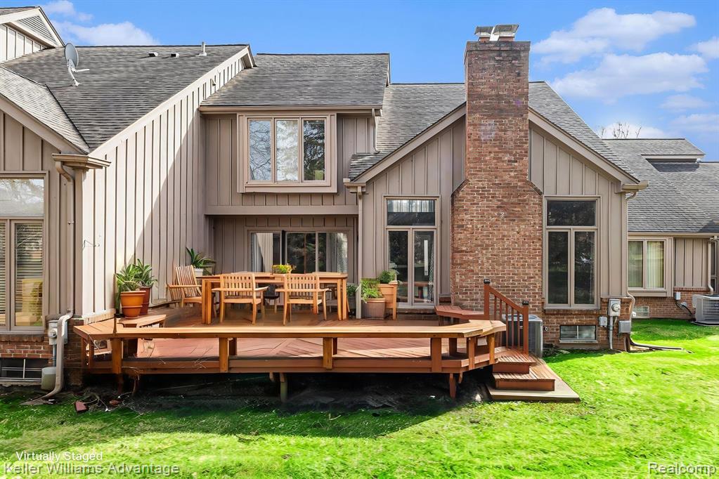 37614 Amber Drive, Farmington Hills, MI 48331 — Photo 35