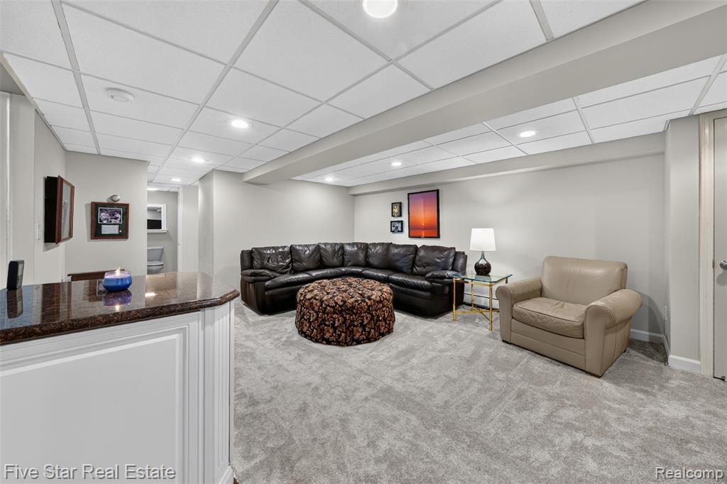8931 Edgewood Park Drive, Commerce Twp, MI 48382 — Photo 45