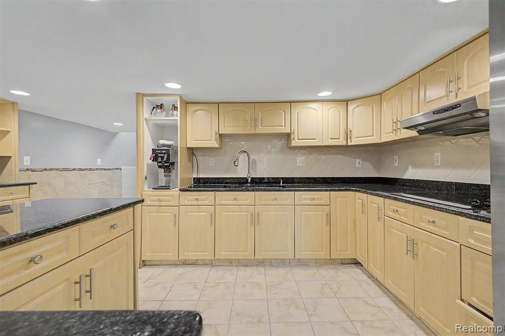 6140 Greenfield Road, Dearborn, MI 48126 — Photo 30