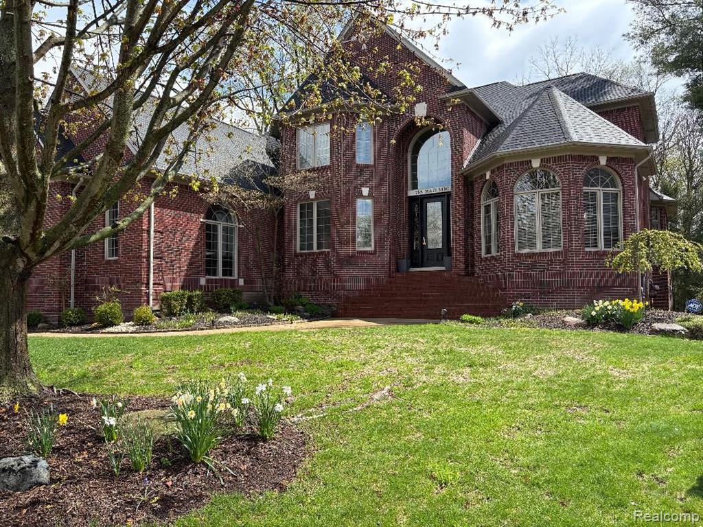 755 MAJESTIC, Rochester Hills, MI 48306 — Photo 2
