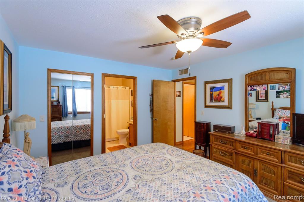45912 PURPLE SAGE, Belleville, MI 48111 — Photo 13