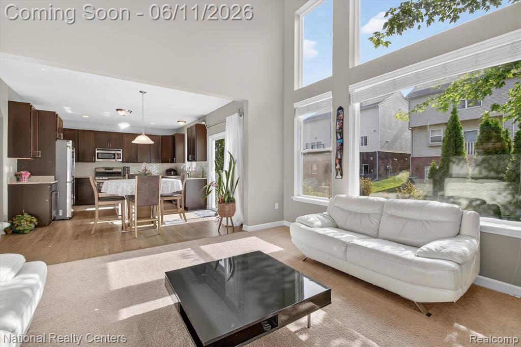 27412 Victoria Road, Novi, MI — Photo 7